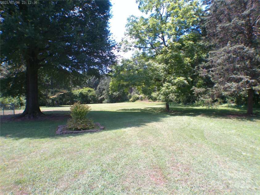 315 Terrace Place, Lincolnton, NC 28092.  MLS# CAR4272599, YatesRealty ID 24398. 