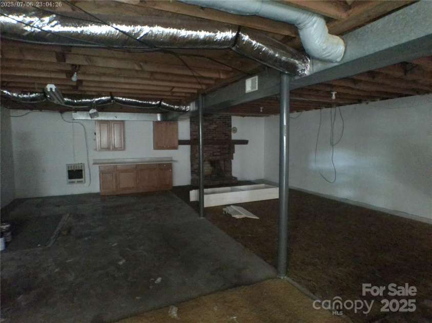 315 Terrace Place, Lincolnton, NC 28092.  MLS# CAR4272599, YatesRealty ID 24398. Basement