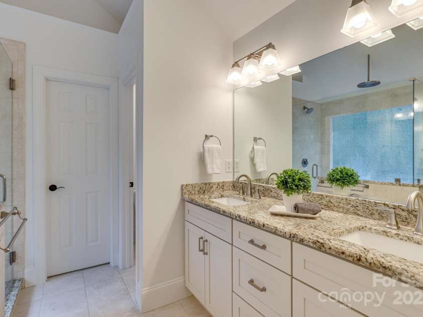 5051 Carillon Way, Charlotte, NC 28270.  MLS# CAR4275169, YatesRealty ID 24399. 