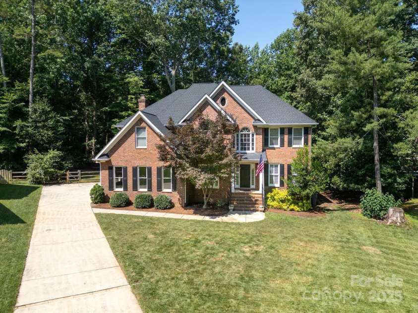 5051 Carillon Way, Charlotte, NC 28270.  MLS# CAR4275169, YatesRealty ID 24399. 