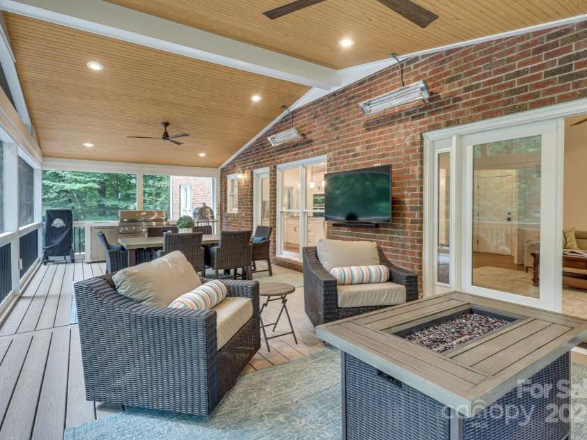 5051 Carillon Way, Charlotte, NC 28270.  MLS# CAR4275169, YatesRealty ID 24399. Beautiful bead board ceiling