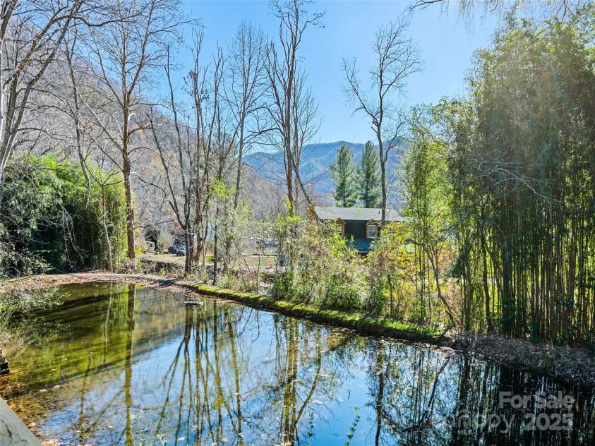 40 Meadows Lane, Maggie Valley, NC 28751.  MLS# CAR4201319, YatesRealty ID 244. 