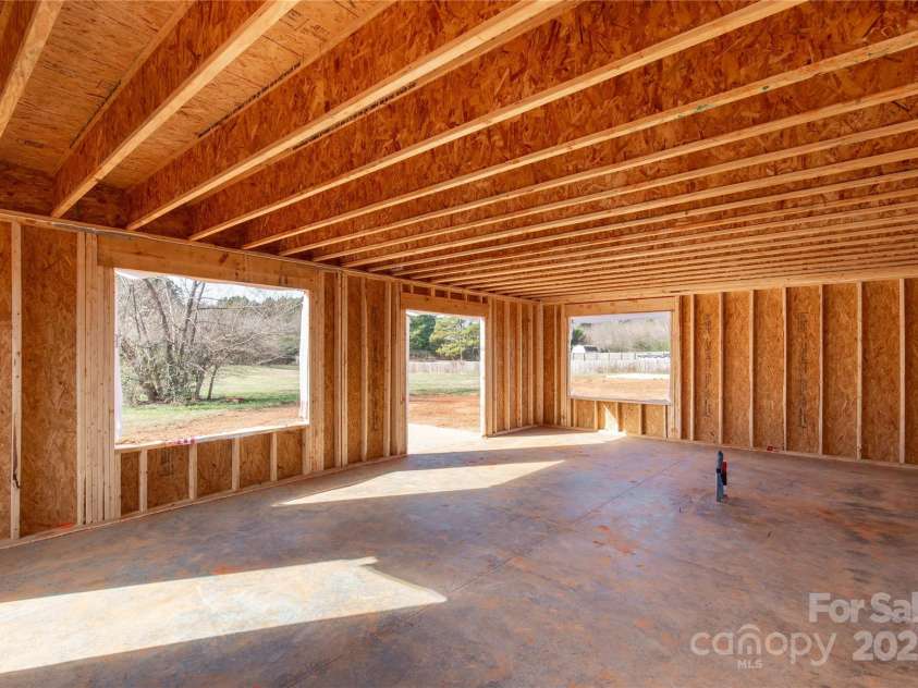 148 Longlea Drive, Clover, SC 29710.  MLS# CAR4329073, YatesRealty ID 2440. 