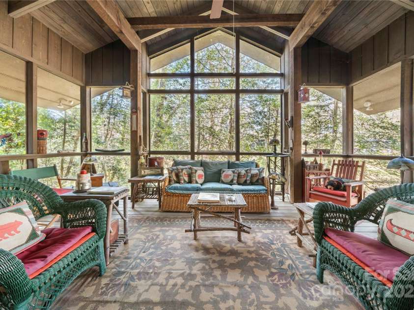 32 Fairway Ridge, Lake Wylie, SC 29710.  MLS# CAR4234343, YatesRealty ID 24400. Screened in porch main floor