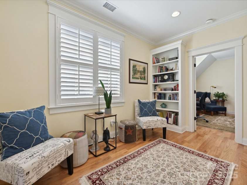 332 Delburg Street, Davidson, NC 28036.  MLS# CAR4255329, YatesRealty ID 24401. Landing