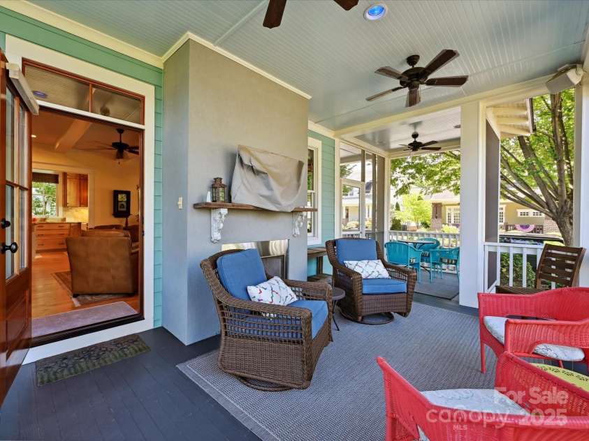 332 Delburg Street, Davidson, NC 28036.  MLS# CAR4255329, YatesRealty ID 24401. Screen Porch