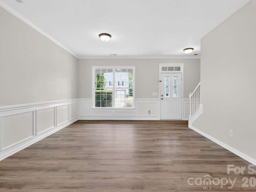 8915 Merrie Rose Avenue, Charlotte, NC 28213.  MLS# CAR4380976, YatesRealty ID 24401. 