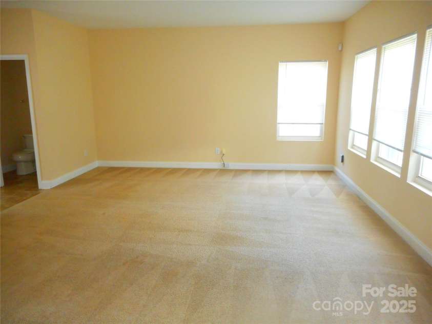 15321 Superior Street, Charlotte, NC 28273.  MLS# CAR4277934, YatesRealty ID 24402. 
