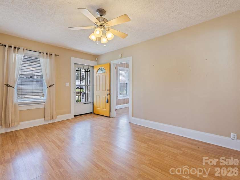 821 Main Street, Canton, NC 28716.  MLS# CAR4371567, YatesRealty ID 24402. 