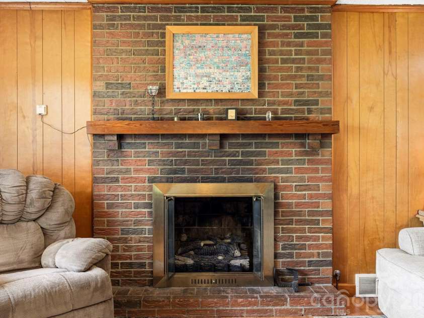 18 Hilda Lane, Mills River, NC 28759.  MLS# CAR4376223, YatesRealty ID 24406. 