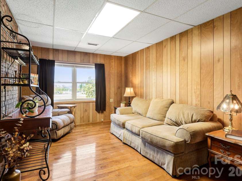 18 Hilda Lane, Mills River, NC 28759.  MLS# CAR4376223, YatesRealty ID 24406. 