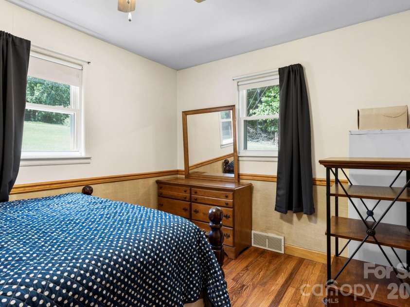 18 Hilda Lane, Mills River, NC 28759.  MLS# CAR4376223, YatesRealty ID 24406. 