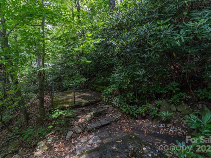 408 South Carolina Terrace, Montreat, NC 28757.  MLS# CAR4277400, YatesRealty ID 24406. 