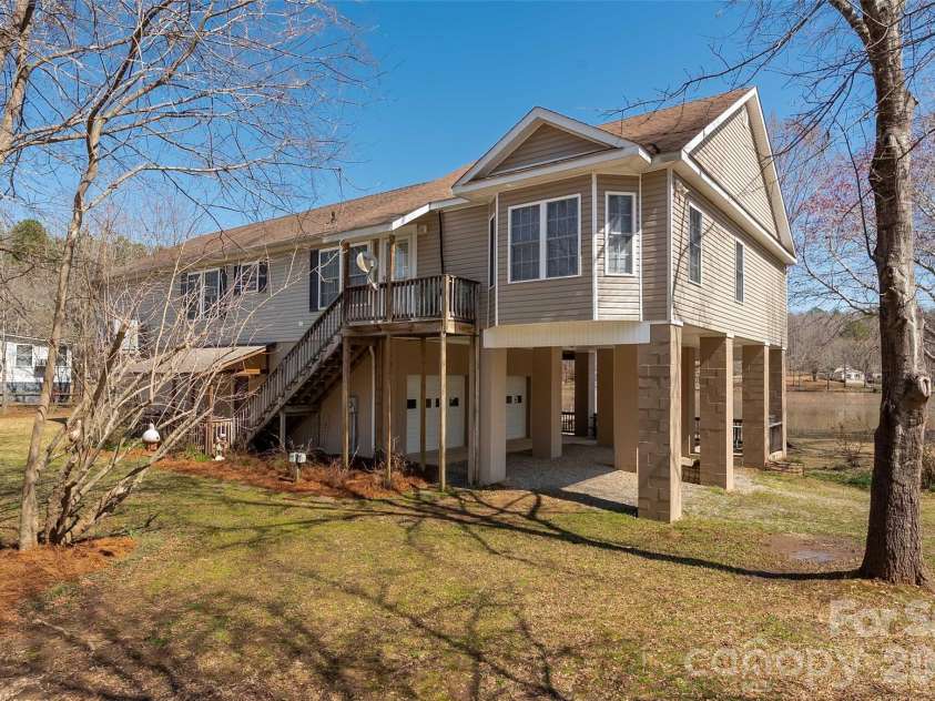 2504 Cottage Lane, Liberty Hill, SC 29074.  MLS# CAR4380286, YatesRealty ID 24408. 