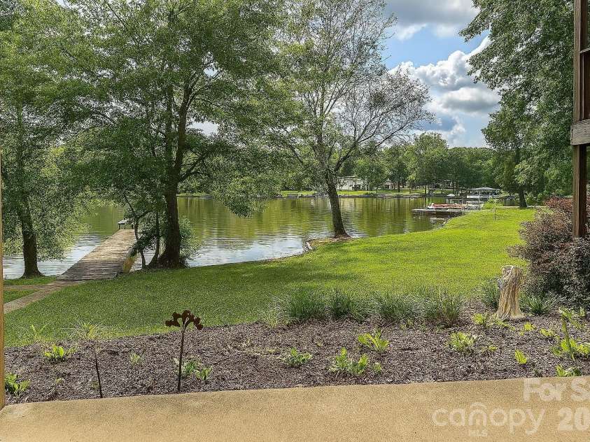 2504 Cottage Lane, Liberty Hill, SC 29074.  MLS# CAR4380286, YatesRealty ID 24408. 