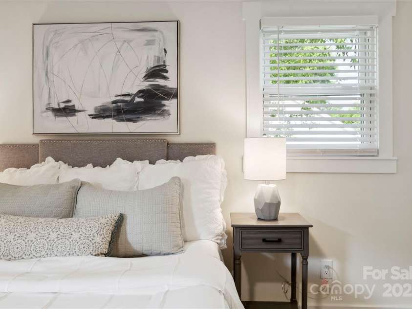 3801 Rea Road, Charlotte, NC 28226.  MLS# CAR4265177, YatesRealty ID 24408. 