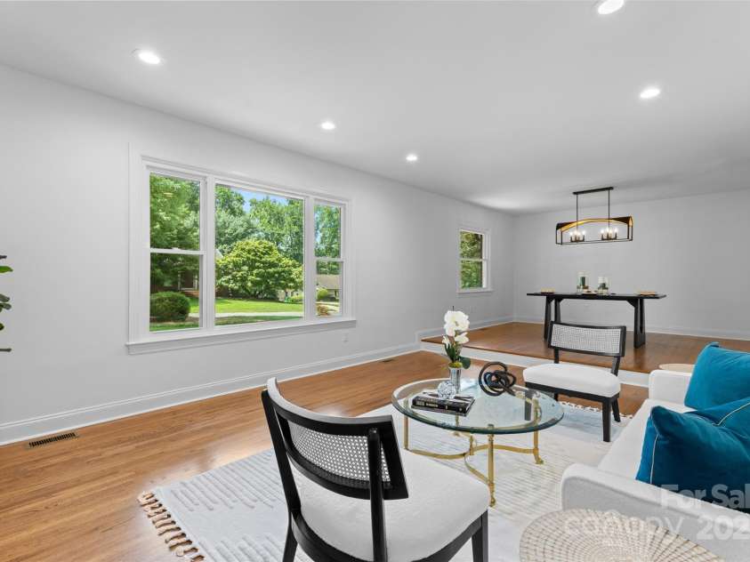 3701 Table Rock Road, Charlotte, NC 28226.  MLS# CAR4271822, YatesRealty ID 24409. 