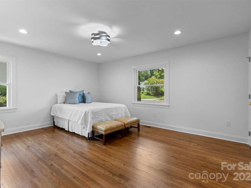 3701 Table Rock Road, Charlotte, NC 28226.  MLS# CAR4271822, YatesRealty ID 24409. 