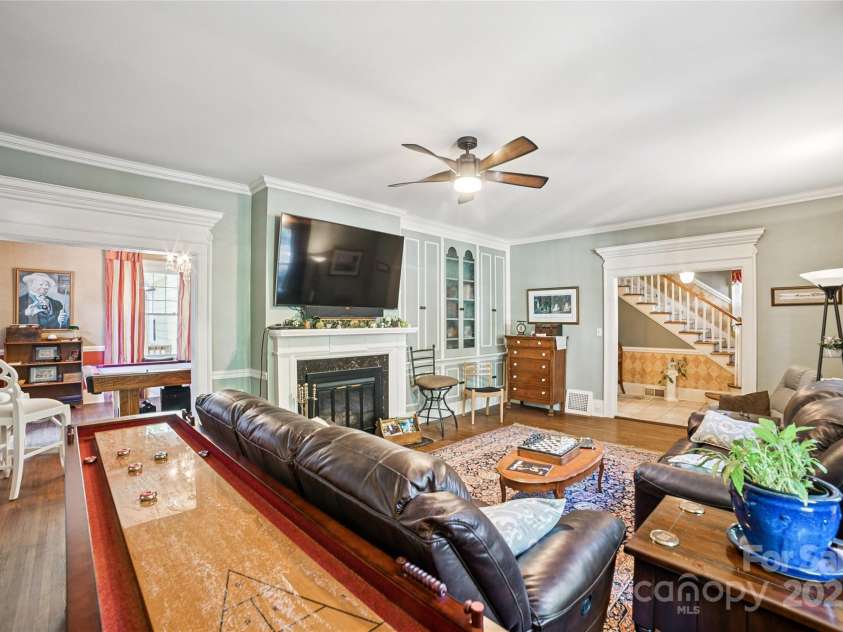 311 6th Avenue, Gastonia, NC 28052.  MLS# CAR4305304, YatesRealty ID 2441. 