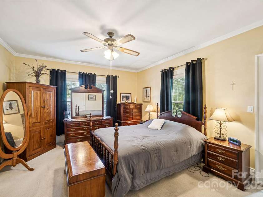 311 6th Avenue, Gastonia, NC 28052.  MLS# CAR4305304, YatesRealty ID 2441. 