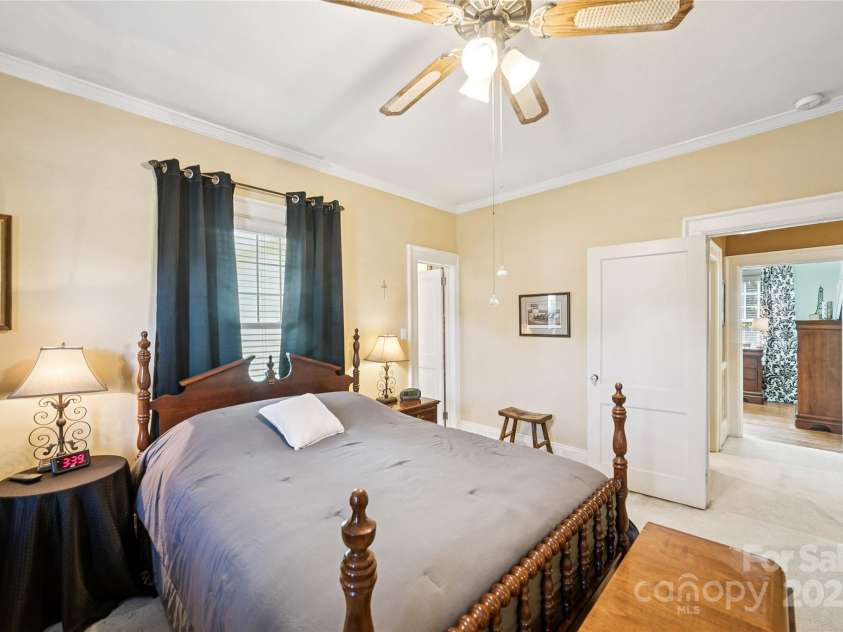 311 6th Avenue, Gastonia, NC 28052.  MLS# CAR4305304, YatesRealty ID 2441. 