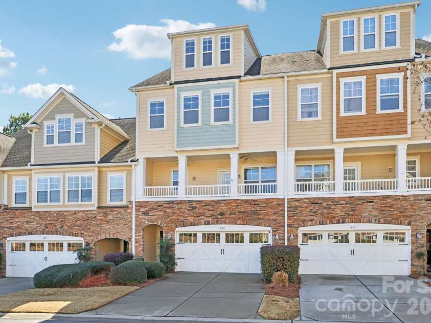 609 Sunfish Lane, Fort Mill, SC 29708.  MLS# CAR4347572, YatesRealty ID 2441. 