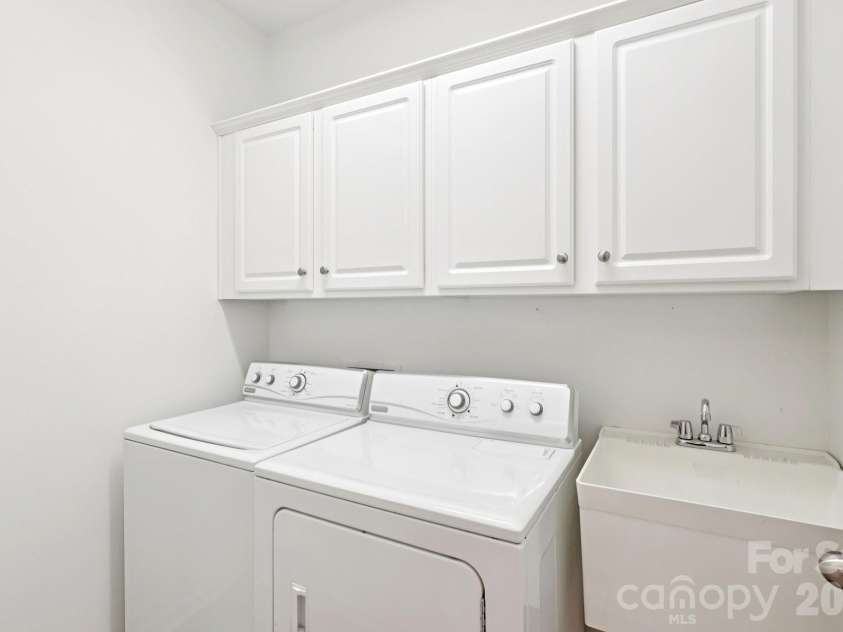 609 Sunfish Lane, Fort Mill, SC 29708.  MLS# CAR4347572, YatesRealty ID 2441. 