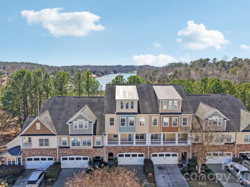 609 Sunfish Lane, Fort Mill, SC 29708.  MLS# CAR4347572, YatesRealty ID 2441. 