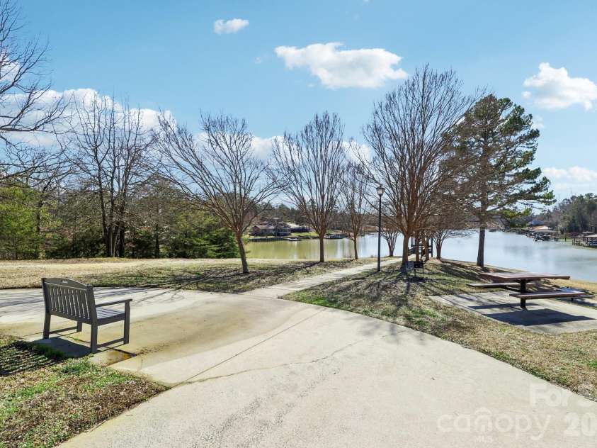 609 Sunfish Lane, Fort Mill, SC 29708.  MLS# CAR4347572, YatesRealty ID 2441. 