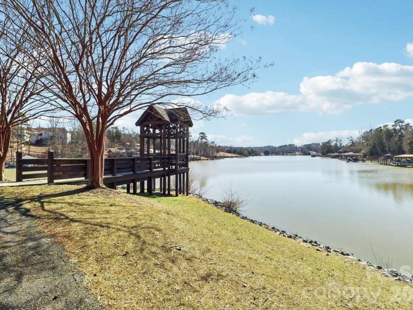 609 Sunfish Lane, Fort Mill, SC 29708.  MLS# CAR4347572, YatesRealty ID 2441. 