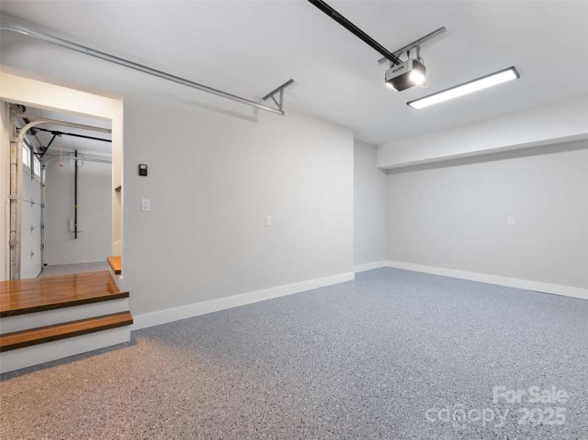 8 Craven Hill Circle, Black Mountain, NC 28711.  MLS# CAR4167455, YatesRealty ID 2441. 