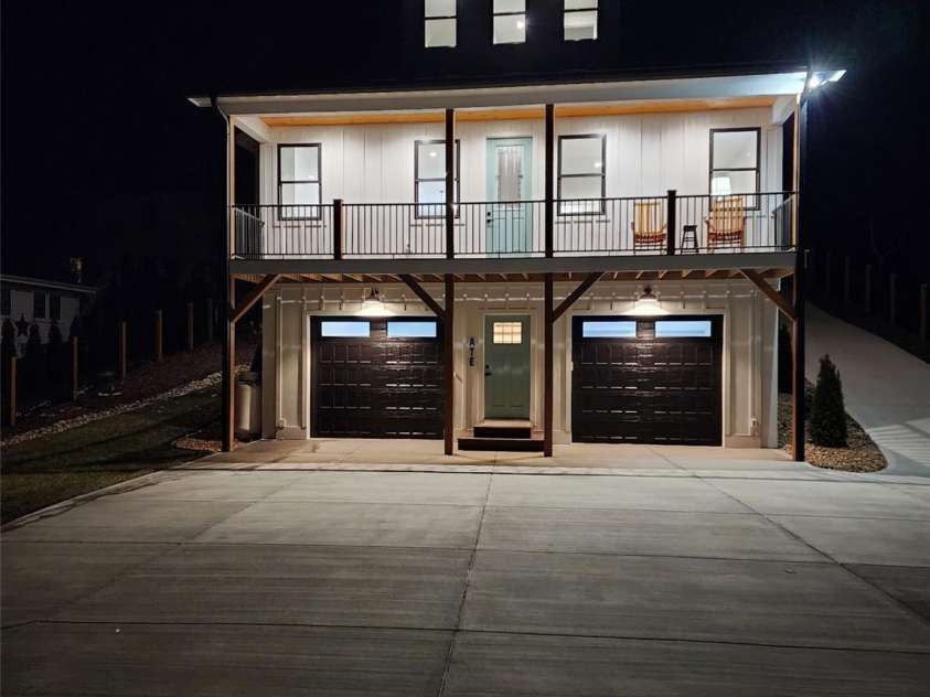 8 Craven Hill Circle, Black Mountain, NC 28711.  MLS# CAR4167455, YatesRealty ID 2441. 