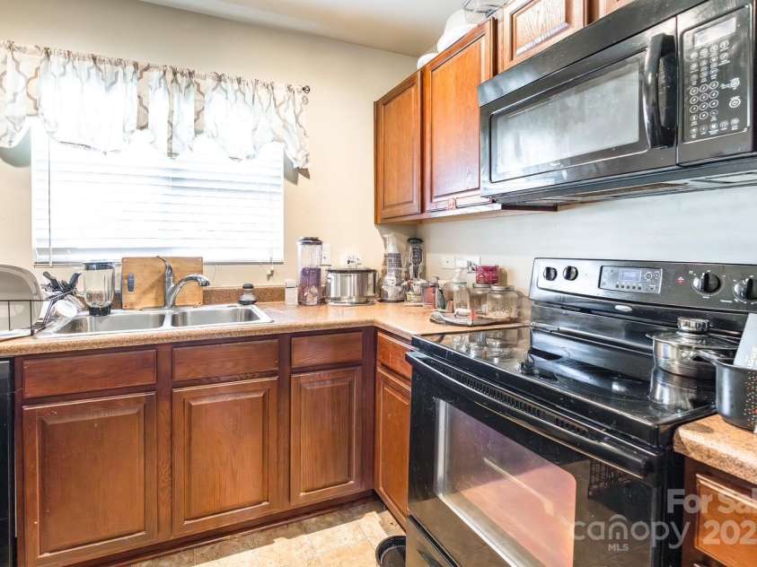 315 River Clay Road, Fort Mill, SC 29708.  MLS# CAR4277820, YatesRealty ID 24411. 