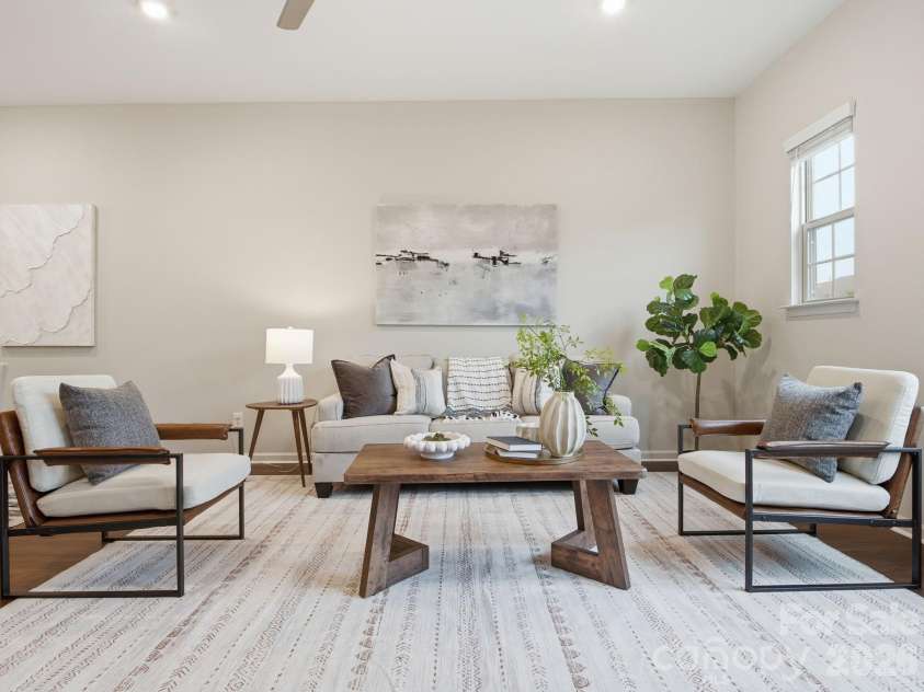 1038 Doveridge Street, Charlotte, NC 28273.  MLS# CAR4380739, YatesRealty ID 24412. Open living space
