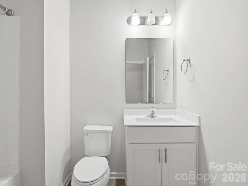 1038 Doveridge Street, Charlotte, NC 28273.  MLS# CAR4432496, YatesRealty ID 24412. Main level bathroom