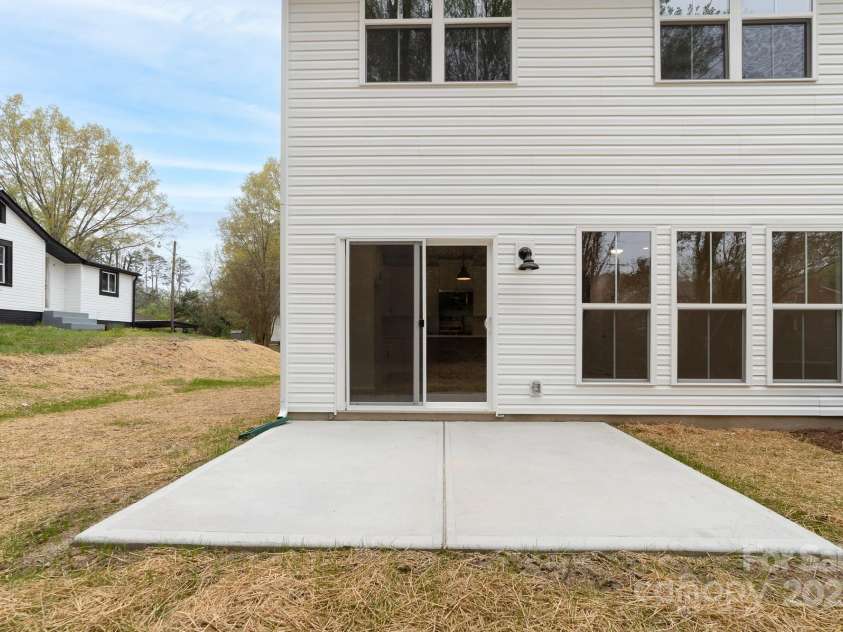103 Irwin Street, Cherryville, NC 28021.  MLS# CAR4219008, YatesRealty ID 24413. 