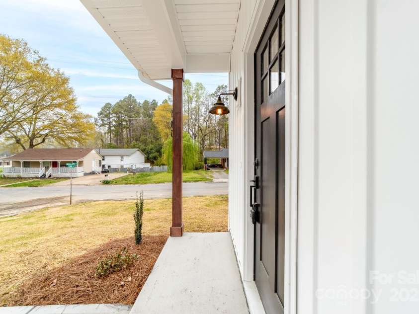 103 Irwin Street, Cherryville, NC 28021.  MLS# CAR4325669, YatesRealty ID 24413. 