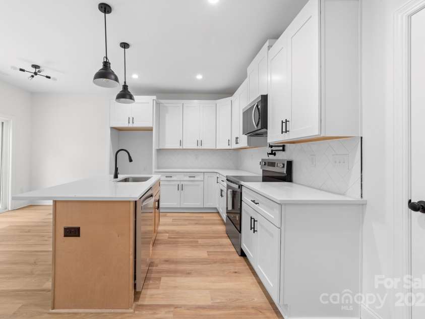 103 Irwin Street, Cherryville, NC 28021.  MLS# CAR4325669, YatesRealty ID 24413. 