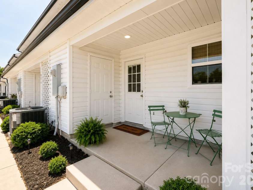 650 Cemetery Street, Salisbury, NC 28144.  MLS# CAR4383922, YatesRealty ID 24413. Back entrance