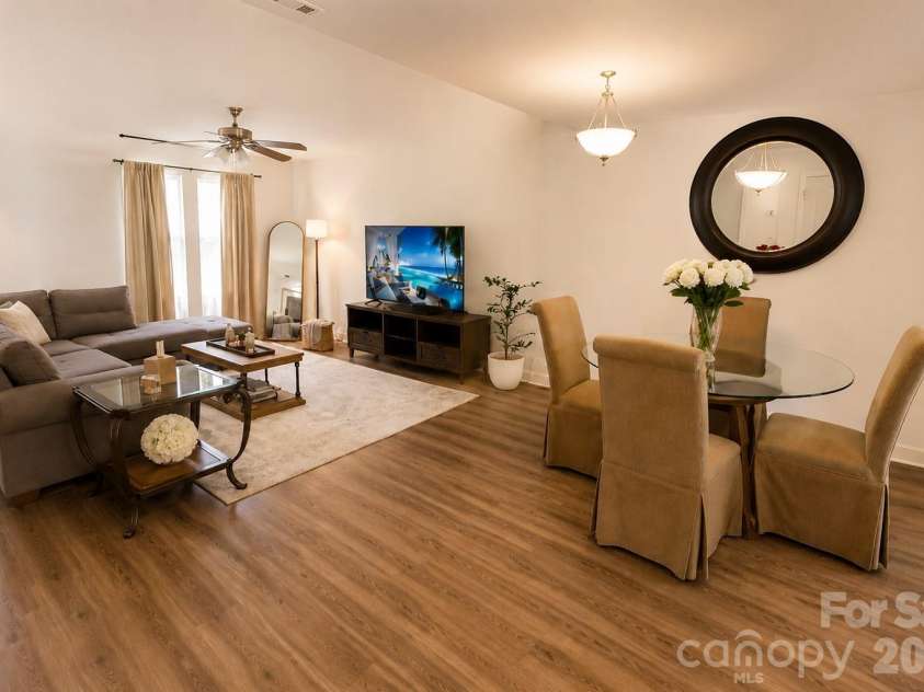 650 Cemetery Street, Salisbury, NC 28144.  MLS# CAR4383922, YatesRealty ID 24413. Livingroom