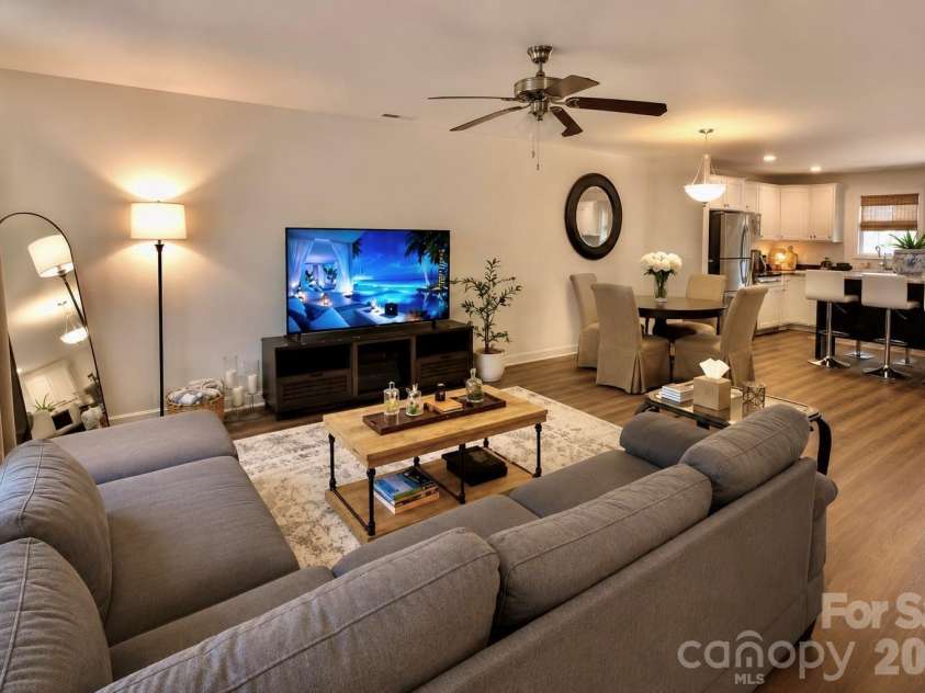 650 Cemetery Street, Salisbury, NC 28144.  MLS# CAR4383922, YatesRealty ID 24413. Welcome Home!