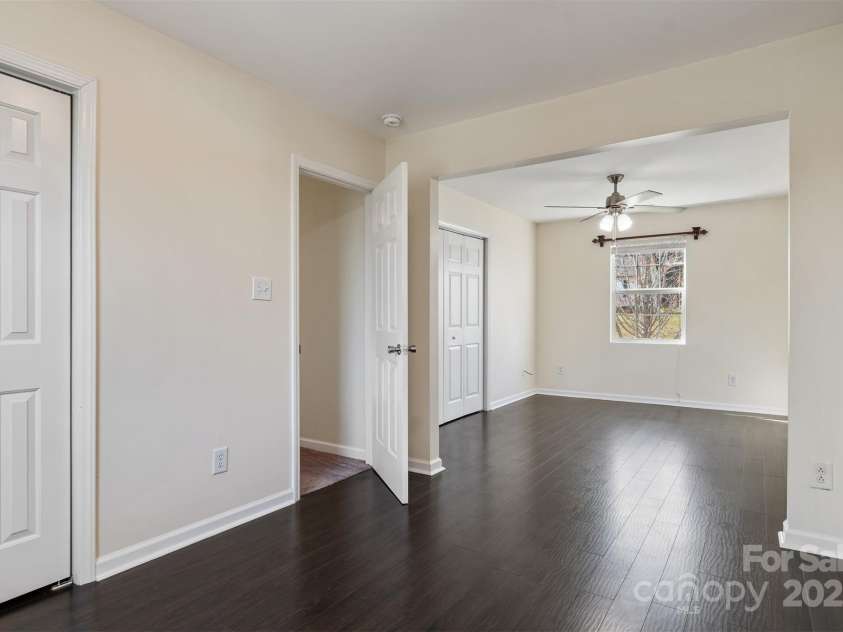 2948 Christy Leigh Drive, Newton, NC 28658.  MLS# CAR4242372, YatesRealty ID 24414. 