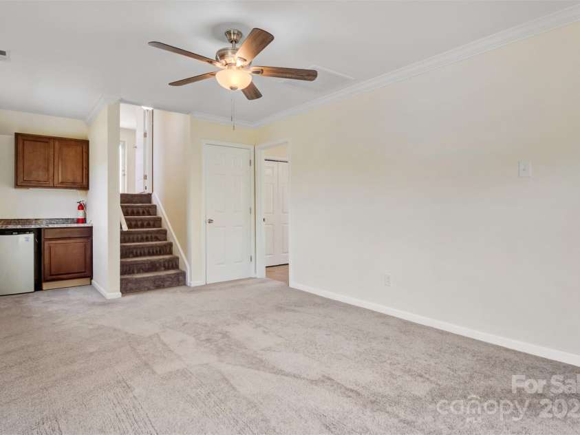 2948 Christy Leigh Drive, Newton, NC 28658.  MLS# CAR4242372, YatesRealty ID 24414. 