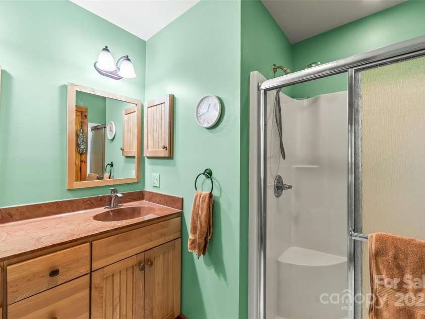 44 Black Bear Lane, Whittier, NC 28789.  MLS# CAR4272614, YatesRealty ID 24415. 