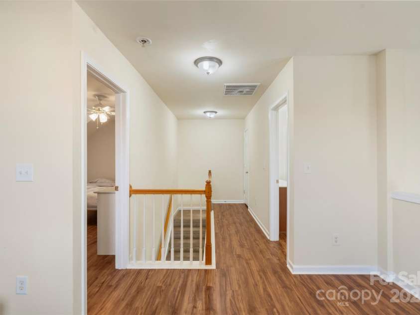 825 Rock Lake Glen, Fort Mill, SC 29715.  MLS# CAR4274100, YatesRealty ID 24418. 
