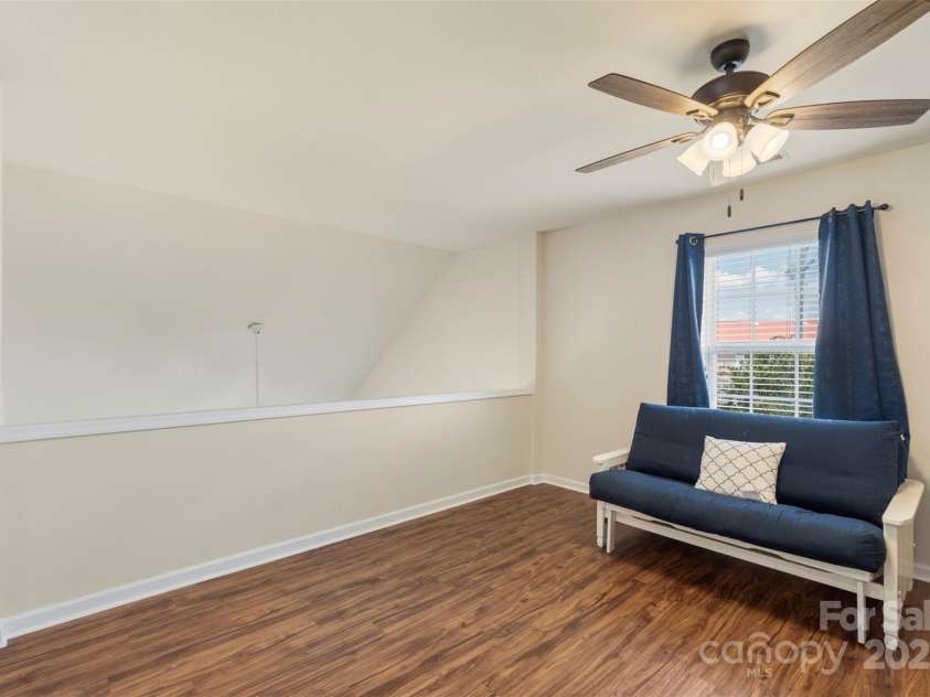 825 Rock Lake Glen, Fort Mill, SC 29715.  MLS# CAR4274100, YatesRealty ID 24418. 