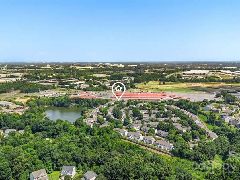 825 Rock Lake Glen, Fort Mill, SC 29715.  MLS# CAR4274100, YatesRealty ID 24418. 