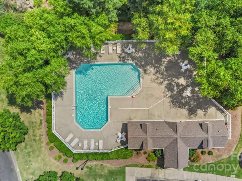 825 Rock Lake Glen, Fort Mill, SC 29715.  MLS# CAR4274100, YatesRealty ID 24418. 