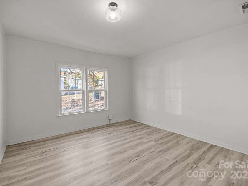 1632 Beulah Church Road, Matthews, NC 28104.  MLS# CAR4328446, YatesRealty ID 24419. 