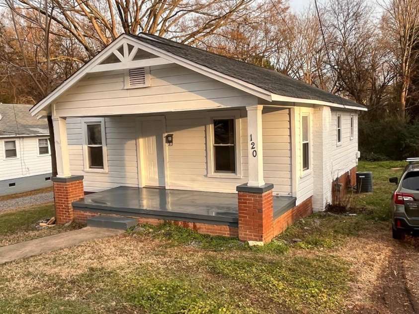 120 3rd Avenue, Conover, NC 28613.  MLS# CAR4222608, YatesRealty ID 2442. 